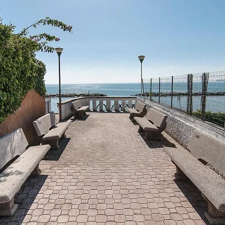 Casa A 25 M Dal Mare Con Terrazza E Parcheggio